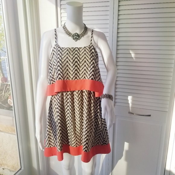 THML Dresses & Skirts - THML summer dress